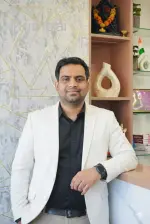 Dr. Akshay Parjane plastic and cosmetic surgeon in